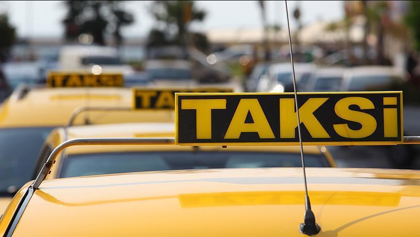 Uşak Adnan Menderes Havalimanı (ADB) VIP Taksi Transfer